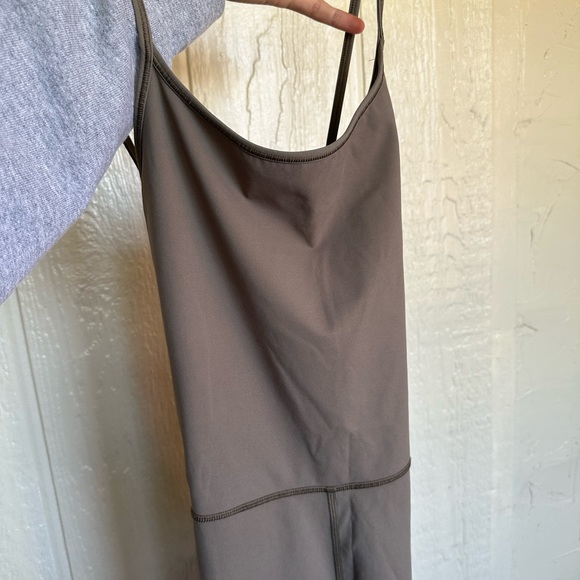 Everlane performance jumpsuit - Picture 4 of 6
